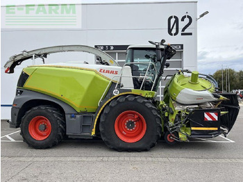 Korrëse foragjere CLAAS Jaguar 970
