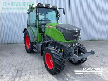 Traktor FENDT 209 F Vario