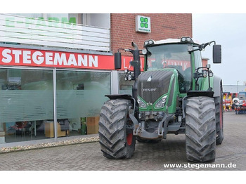 Traktor FENDT 826 Vario