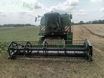 Autokombajnë JOHN DEERE 2256
