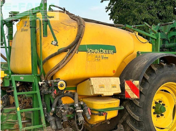 Spërkatës me rimorkio JOHN DEERE