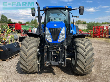 Traktor New Holland T7.220: foto 3