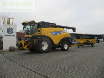 Autokombajnë NEW HOLLAND CR9000