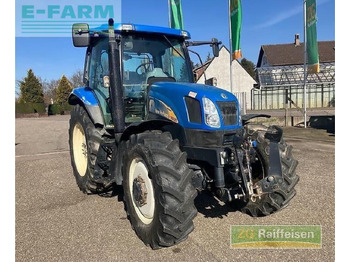 Traktor NEW HOLLAND T6020