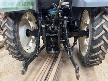 Traktor New Holland t6030: foto 5 Traktor New Holland t6030: foto 5