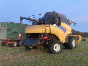 Autokombajnë New Holland CR 980 1050er hjul og 30Fod 4 hjulstræk: foto 5