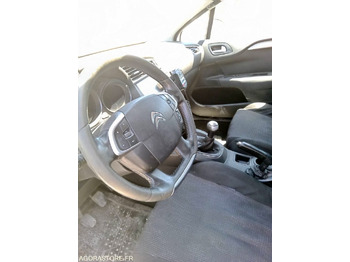 Veturë CITROËN