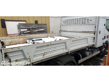 Kamioncine vetëshkarkuese Renault Maxity Benne 110 DXI 103125kms 2009: foto 5