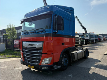 Gjysmë-kamion DAF XF 440