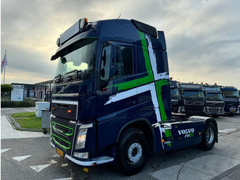 Gjysmë-kamion VOLVO FH 460