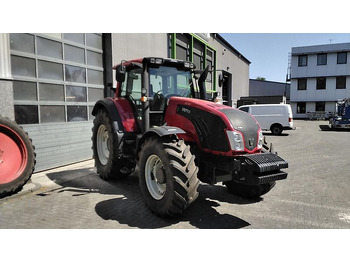 Traktor Valtra T153 Versu: foto 3