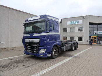 Kamion me sistem kabllor DAF XF 510