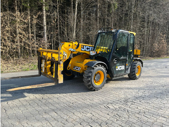 Lizingu i JCB 525-60 JCB 525-60: foto 3