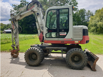 Ekskavator me goma TAKEUCHI TB175