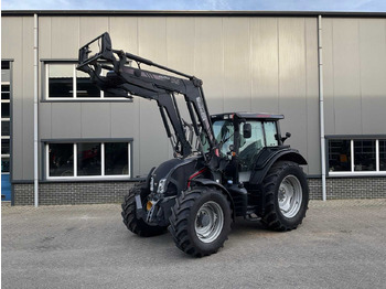 Traktor VALTRA N123