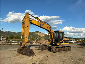 Ekskavator me zinxhirë CATERPILLAR 320