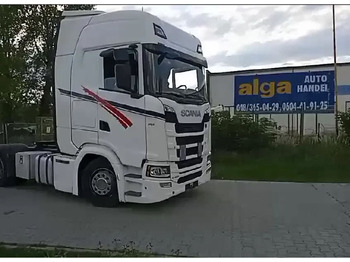 Gjysmë-kamion SCANIA S 450