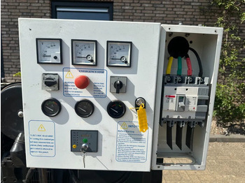 Set gjeneratori Perkins Stamford 100 kVA noodstroom generatorset: foto 4