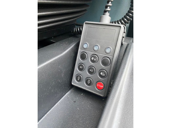 Kamion vetëngarkues i ri Iveco Eurocargo 120-220 ML120E22/P: foto 5