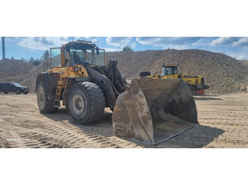 Fadrom me goma VOLVO L220E