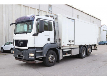 Kamion vetëshkarkues MAN