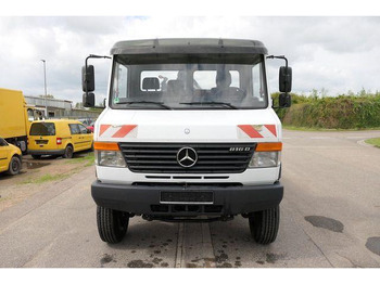 Kamion vetëshkarkues, Kamion me vinç Mercedes-Benz Vario 816D: foto 3