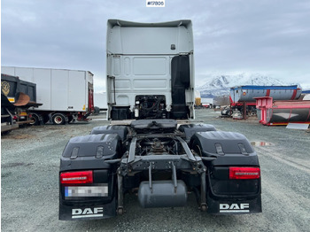 Gjysmë-kamion DAF XF 530: foto 3