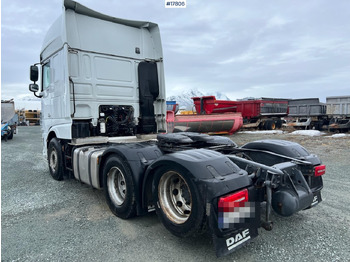 Gjysmë-kamion DAF XF 530: foto 2