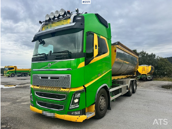 Kamion vetëngarkues VOLVO FH16 750