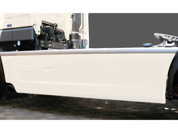 Aerodinamikë/ Kuadër i drejtimit të tërthortë për Kamioni DAF XF105 CF75 CF85 Euro 5: foto 2 Aerodinamikë/ Kuadër i drejtimit të tërthortë për Kamioni DAF XF105 CF75 CF85 Euro 5: foto 2