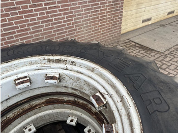 Goma dhe bandazhe Goodyear 18.4 R38: foto 4