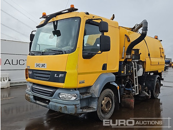 Makinë fshirëse për rrugët DAF LF 55 220