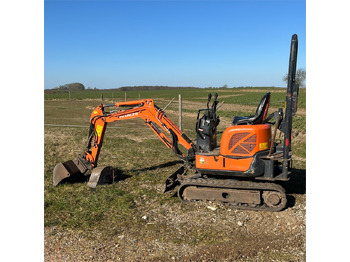 Miniekskavator Hitachi ZX10U-2: foto 4