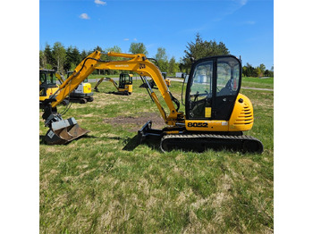 Miniekskavator JCB