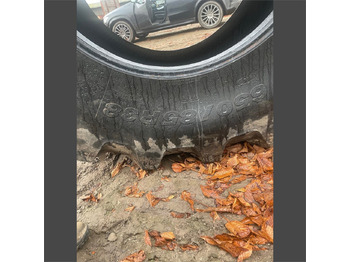 Traktor Kleber Topker 650/85R38: foto 4