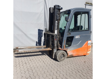 Pirun ngritës TOYOTA