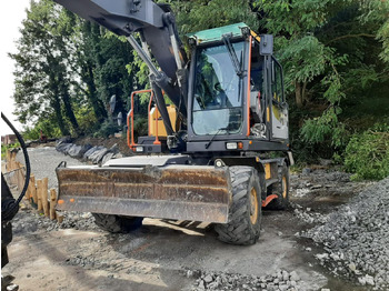 Ekskavator me goma Volvo EW 160E: foto 3