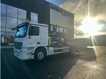 Kamion vetëngarkues MERCEDES-BENZ Actros 2545