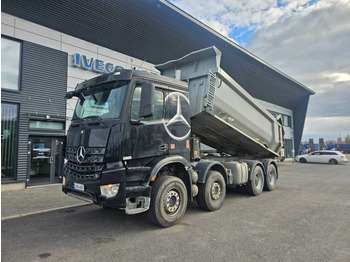 Kamion vetëshkarkues MERCEDES-BENZ Arocs