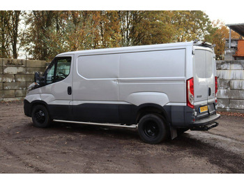 Furgon Iveco Daily 40C21: foto 3