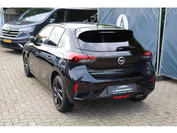 Sedan Opel Corsa: foto 4