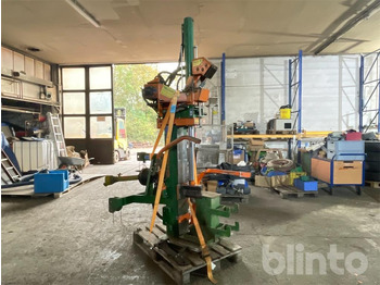 Makinë prerëse druri Posch HydroCombi 15T PZG: foto 2 Makinë prerëse druri Posch HydroCombi 15T PZG: foto 2