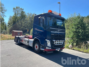 Kamion vetëngarkues VOLVO FH