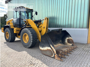 Fadrom me goma CATERPILLAR 938M