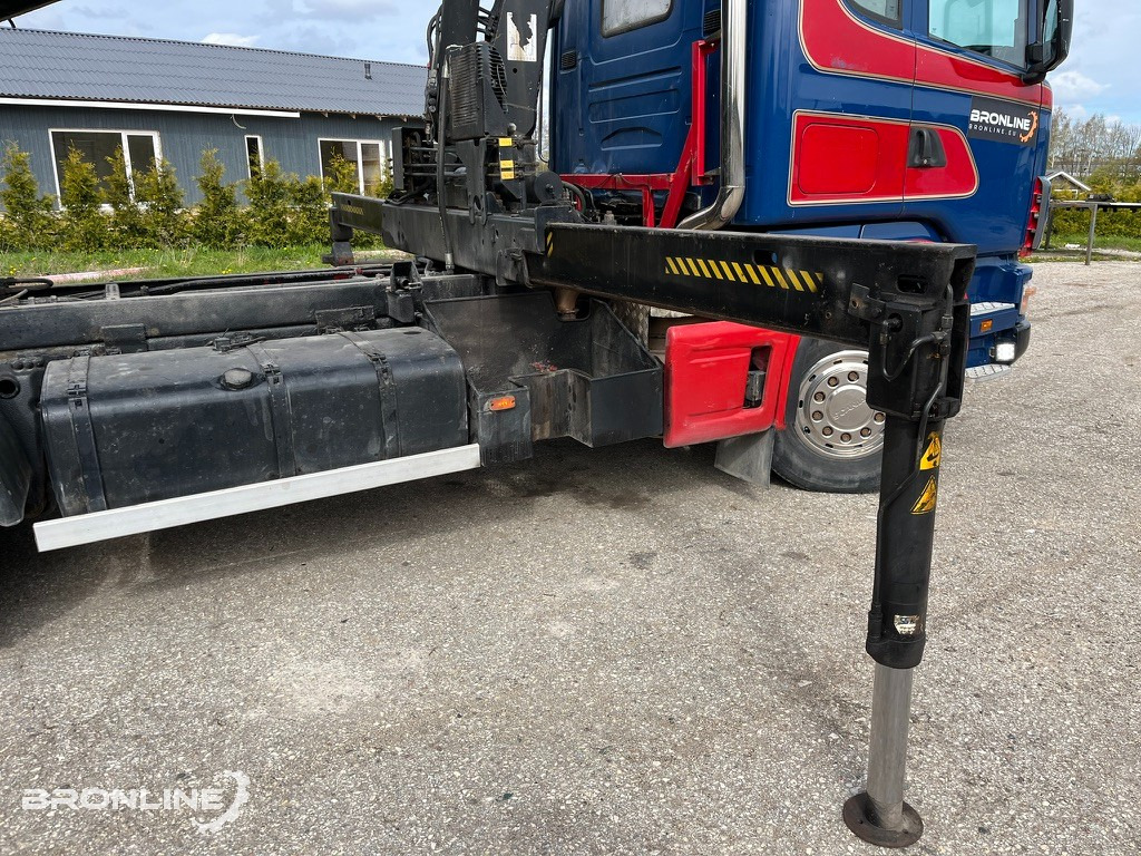 Kamion vetëshkarkues, Kamion me vinç 2002 SCANIA R114 6X2*4 Tipper+HIAB 166-e5 crane: foto 19