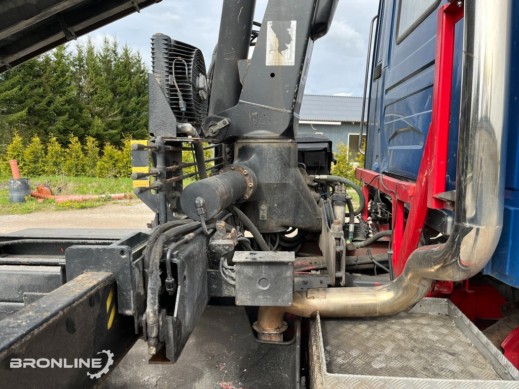Kamion vetëshkarkues, Kamion me vinç 2002 SCANIA R114 6X2*4 Tipper+HIAB 166-e5 crane: foto 16