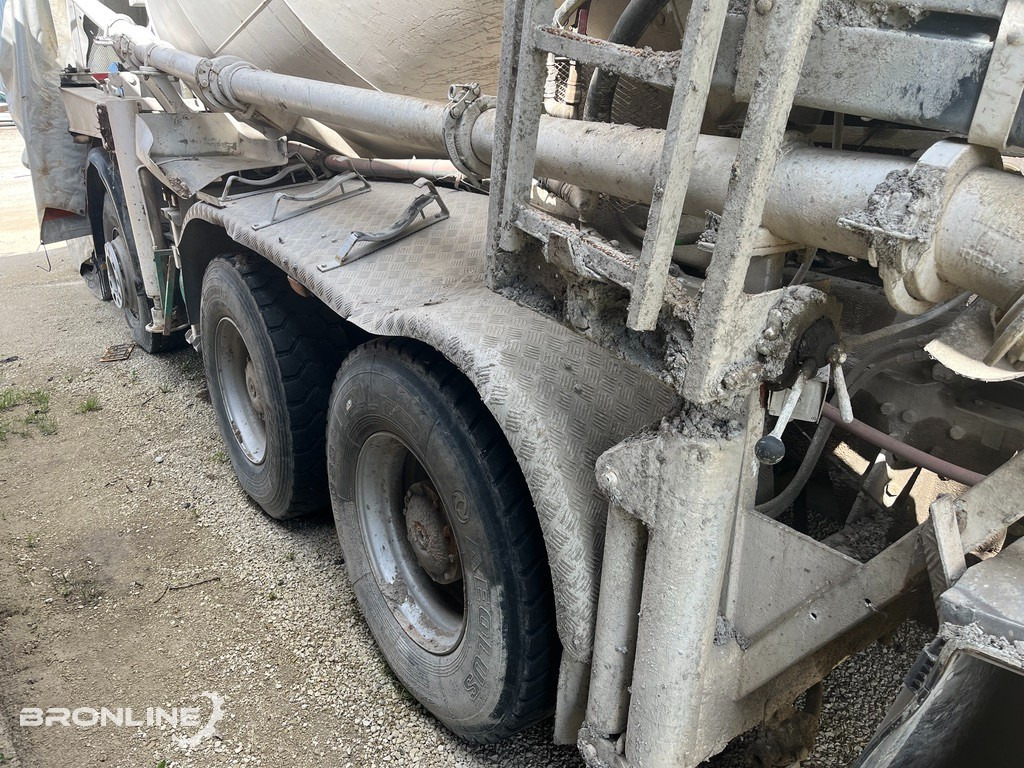 2003 MERCEDES-BENZ ACTROS 3240B 8X4/4 Mixer - Autobetoniere: foto 5 2003 MERCEDES-BENZ ACTROS 3240B 8X4/4 Mixer - Autobetoniere: foto 5