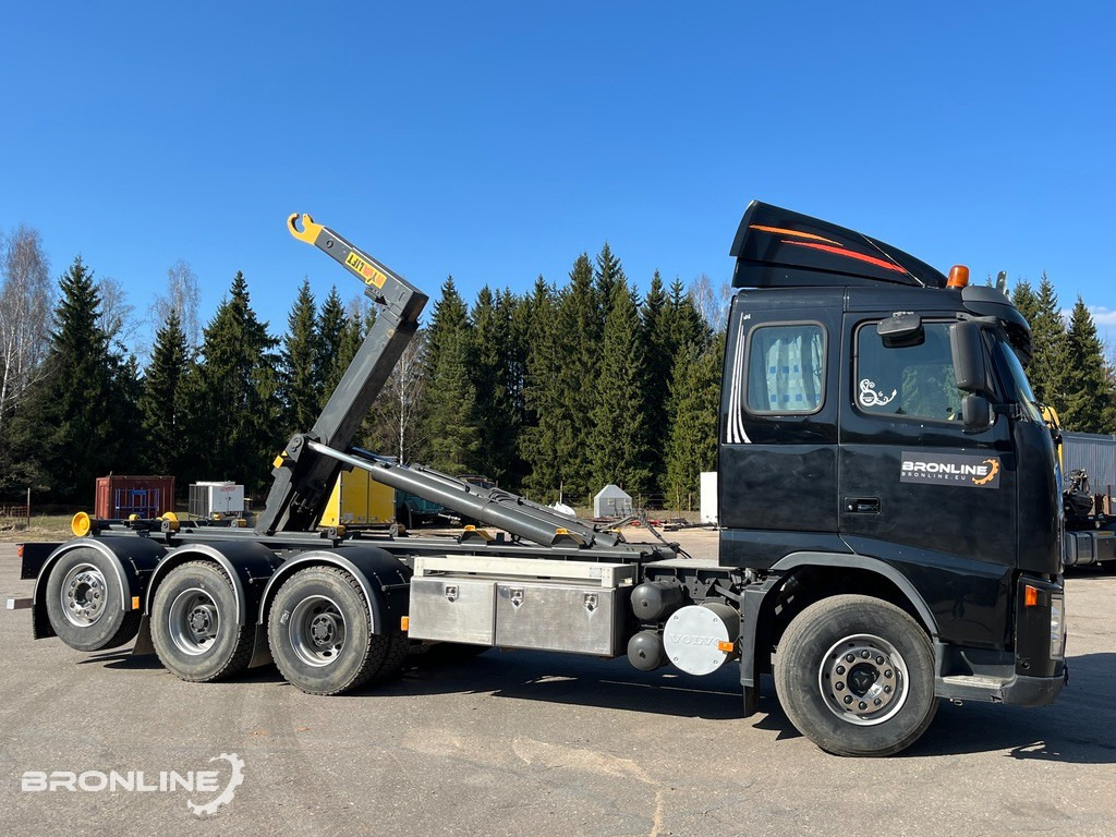 2005 Volvo FH12 8x4 + konkslift 26t - Kamion vetëngarkues: foto 4 2005 Volvo FH12 8x4 + konkslift 26t - Kamion vetëngarkues: foto 4