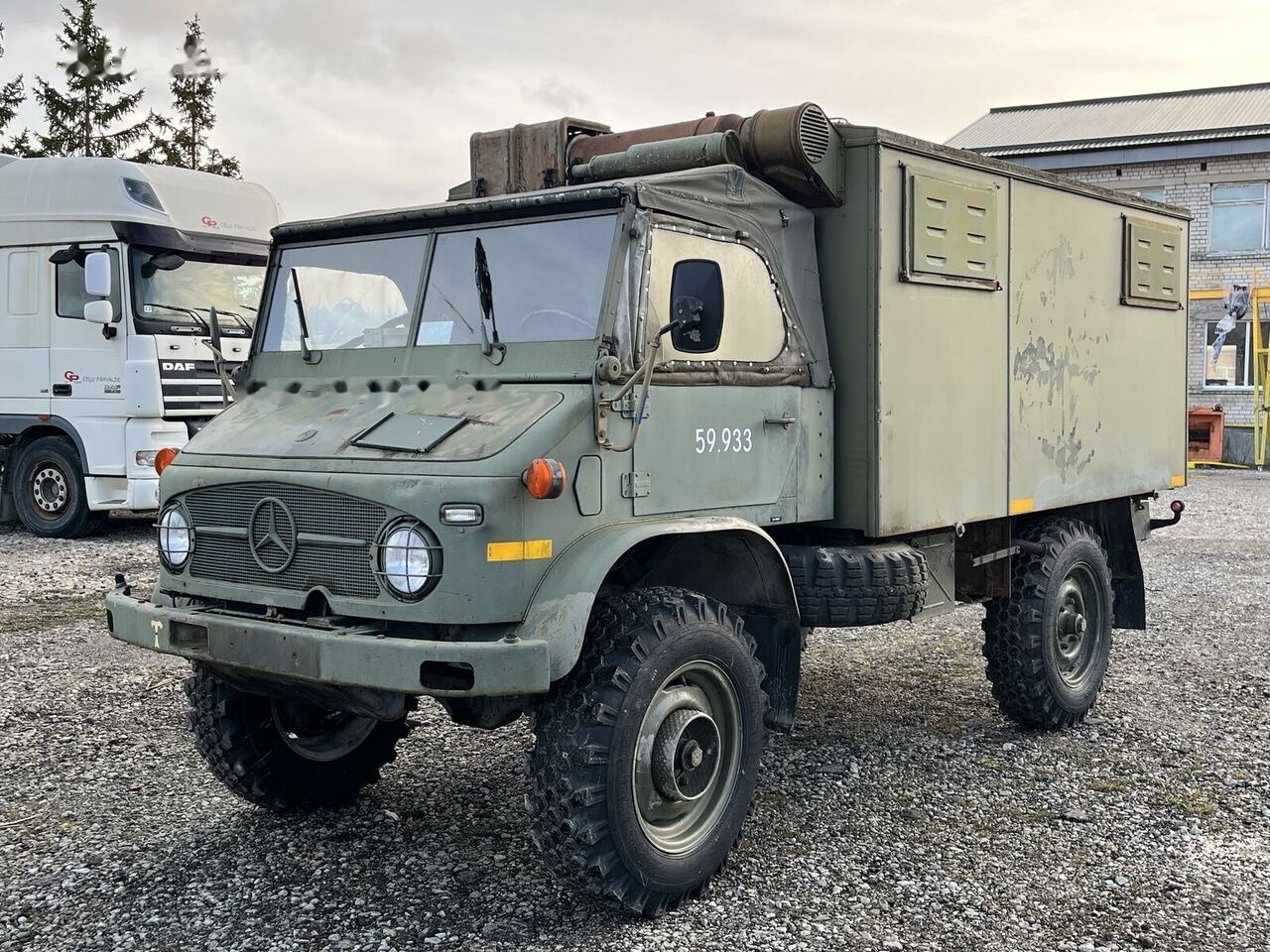 Kamioni Mercedes-Benz Unimog 404: foto 1