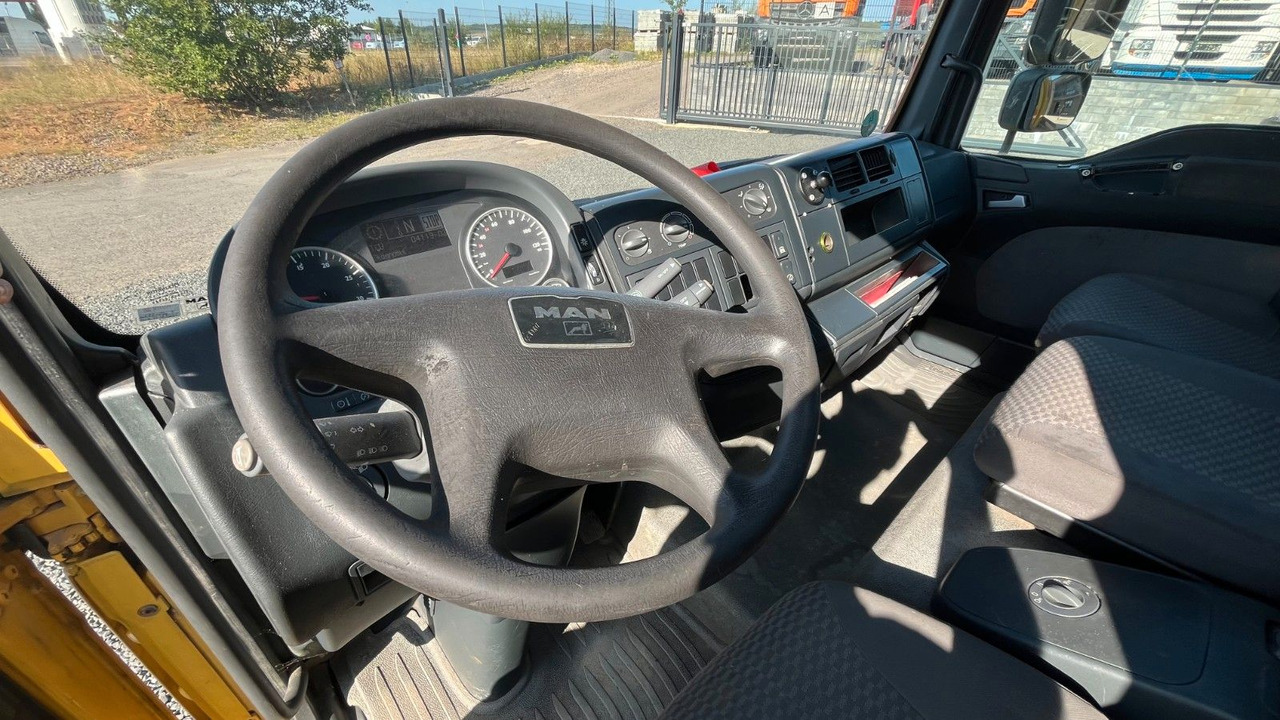 Lizingu i MAN TGL 10.180 Euro 4  Pferdetransporter Horse MAN TGL 10.180 Euro 4  Pferdetransporter Horse MAN TGL 10.180 Euro 4  Pferdetransporter Horse MAN TGL 10.180 Euro 4  Pferdetransporter Horse: foto 10